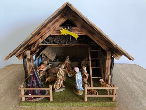 Große weihnachtskrippe holz - große,