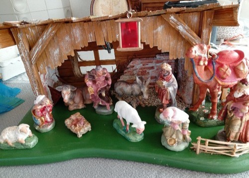 Krippenfiguren aus holz - krippenfiguren,