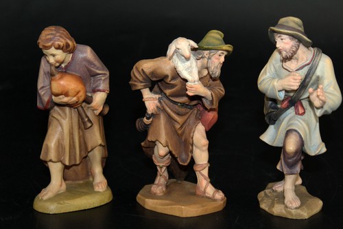 Drei schöne krippenfiguren - drei,