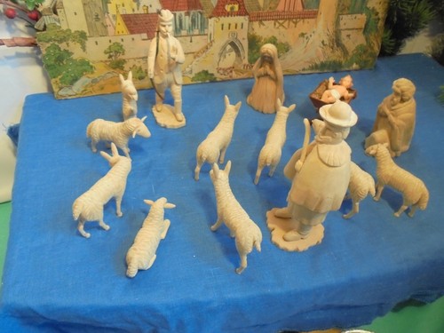 Krippenfiguren - 14,