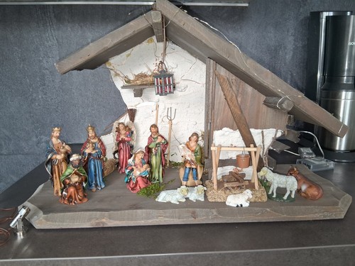 Sehr schöne weihnachtskrippe - sehr,